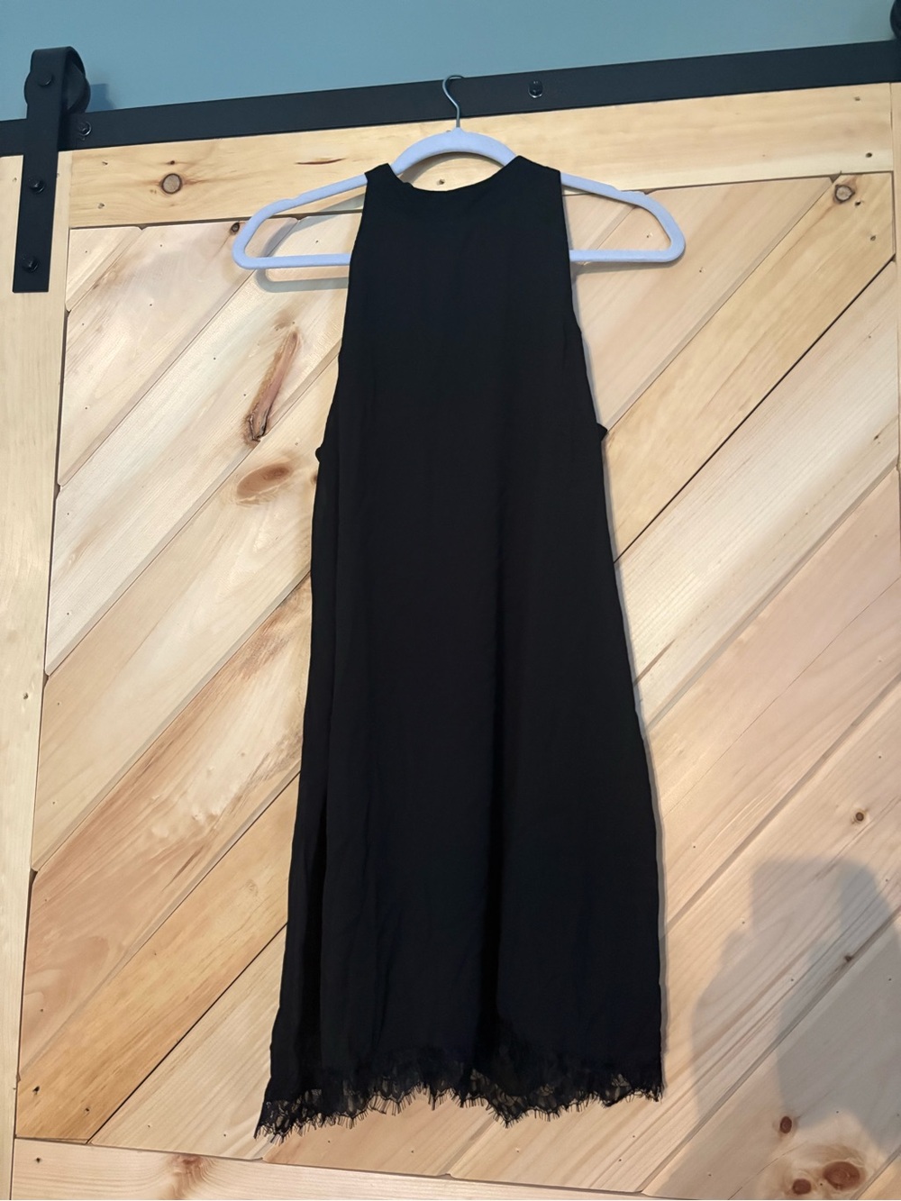 Elegant Black Backless Dress with Lace Trim